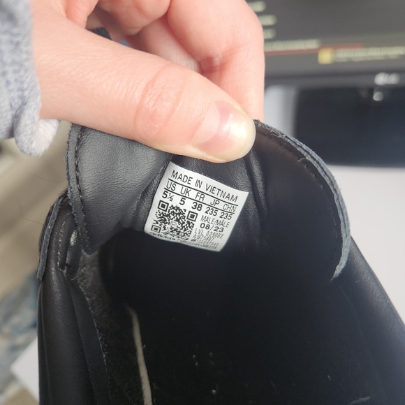 Black Adidas Samba 6.5 - Picture 5 of 6